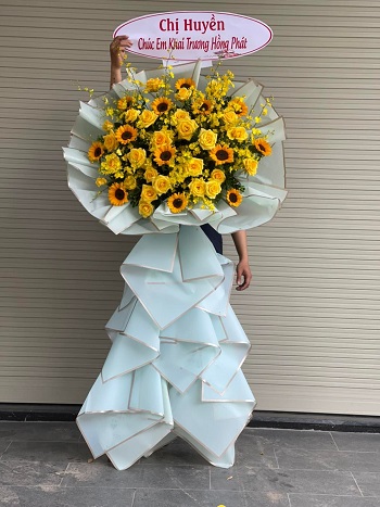 21-lang-hoa-khai-truong-o-nha-be /></span></p>
<p style=text-align: center;