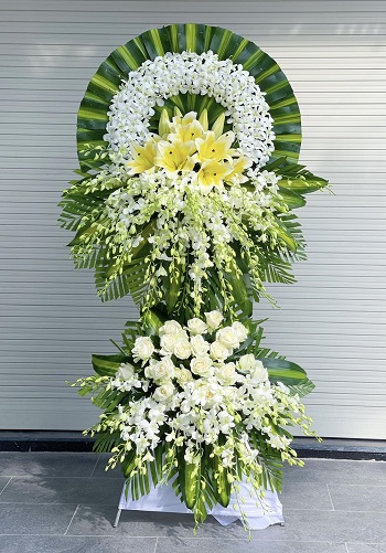 9-dat-hoa-vieng-dam-ma-o-quan-3-sai-gon