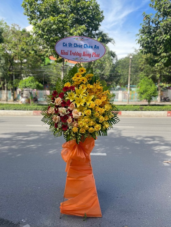 KTG7- Lẵng hoa mừng khai trương Quận 7