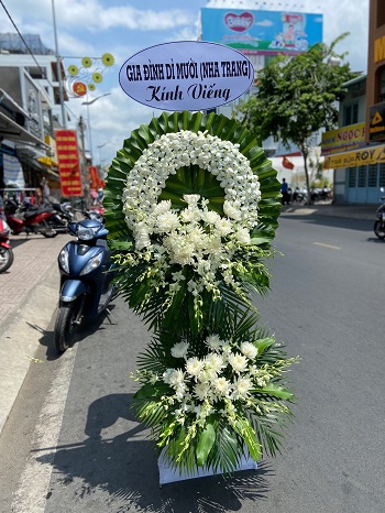 HN33 - Shop hoa ở Phường Phú Thượng Quận Tây Hồ