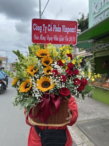 HN113 - Ship hoa tươi ở Phường Lĩnh Nam Quận Hoàng Mai